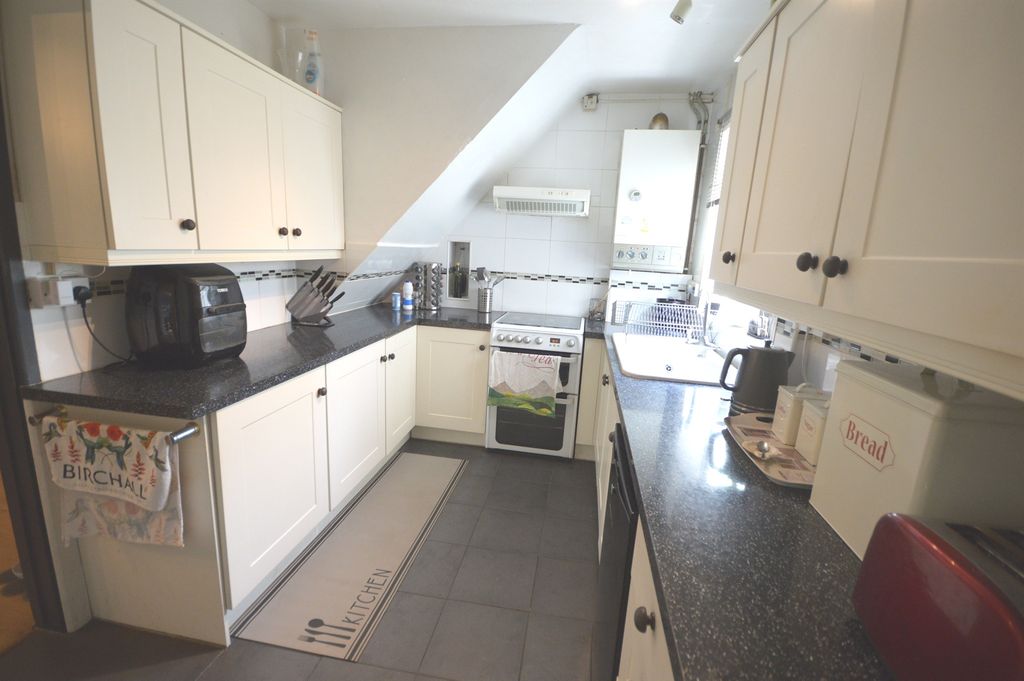 Additional image 6 of 3 bed semi-detached house for saleFairfield Road, Salisbury SP1