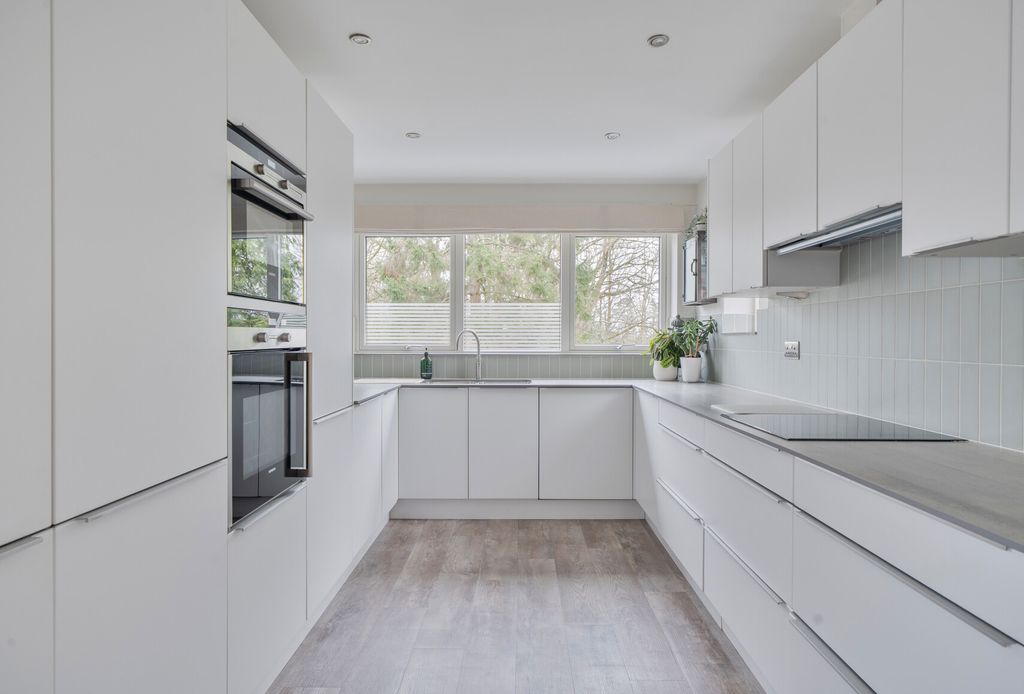 Additional image 7 of 3 bed flat for saleNorth Road, Combe Down, Bath, Somerset BA2