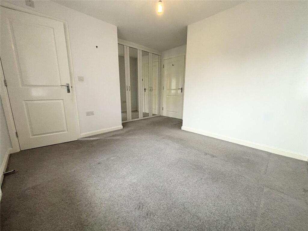 Additional image 5 of 3 bed semi-detached house for saleCulverhouse Road, Swindon SN1