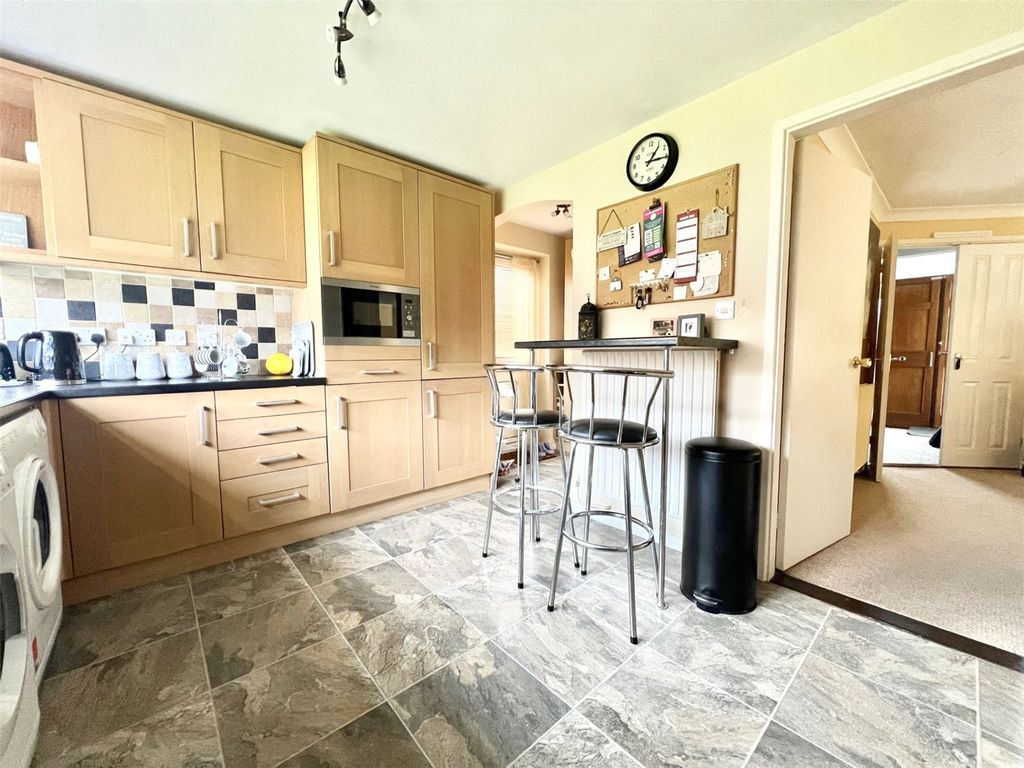 Additional image 3 of 4 bed detached house for saleFairlawn, Swindon, Wiltshire SN3
