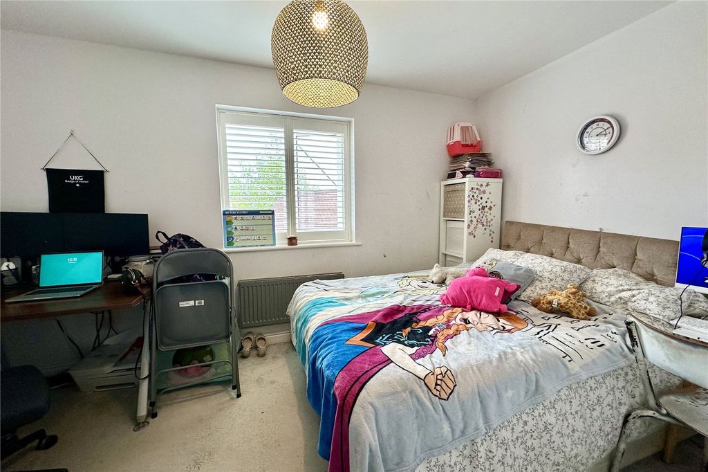 Additional image 8 of 3 bed semi-detached house for saleCuckoo Lane, Bracknell, Berkshire RG12