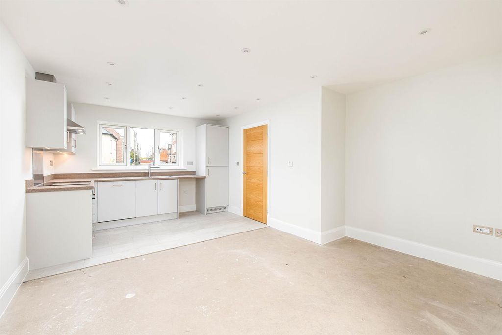 Additional image 4 of 2 bed semi-detached house for salePolebarn Road, Trowbridge BA14