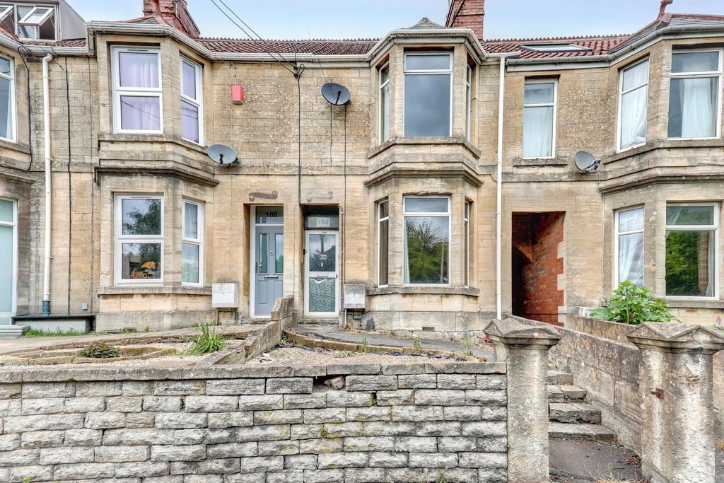 3 bed terraced house for saleFrome Road, Trowbridge BA14
