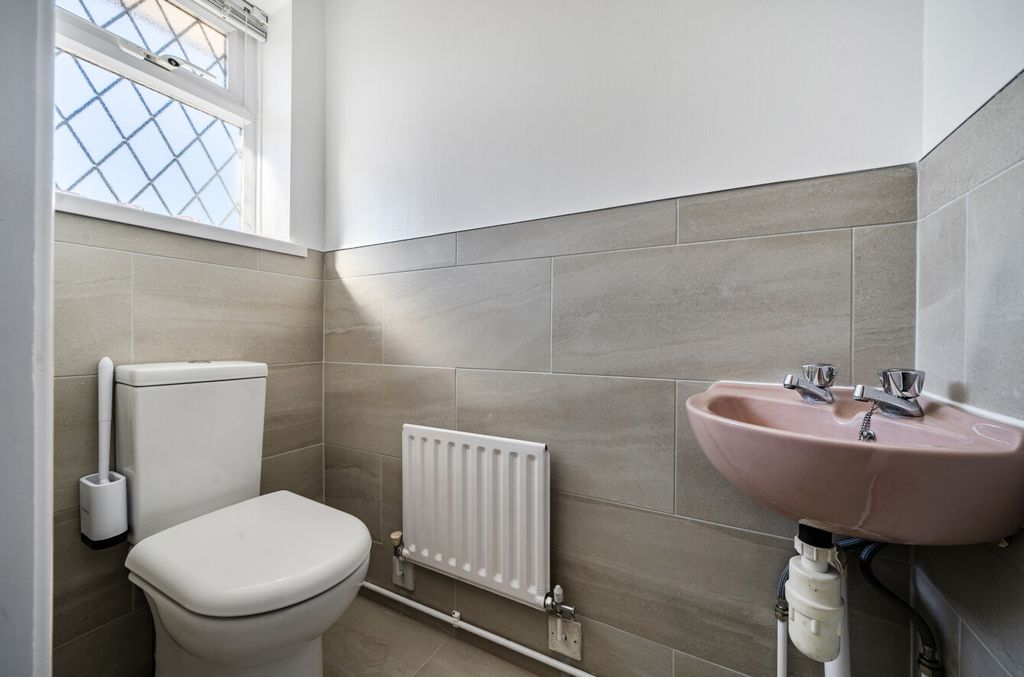 Additional image 8 of 3 bed link detached house for saleWinchcombe Close, The Prinnels, Swindon SN5