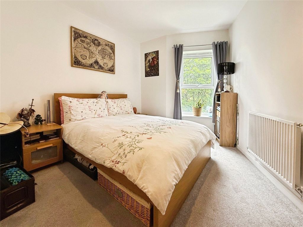 Additional image 5 of 1 bed flat for saleEdrich Grange, Crowthorne, Berkshire RG45