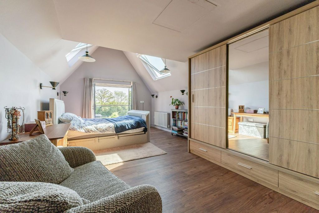 Additional image 18 of 6 bed property for saleCommon Road, Whiteparish, Salisbury SP5