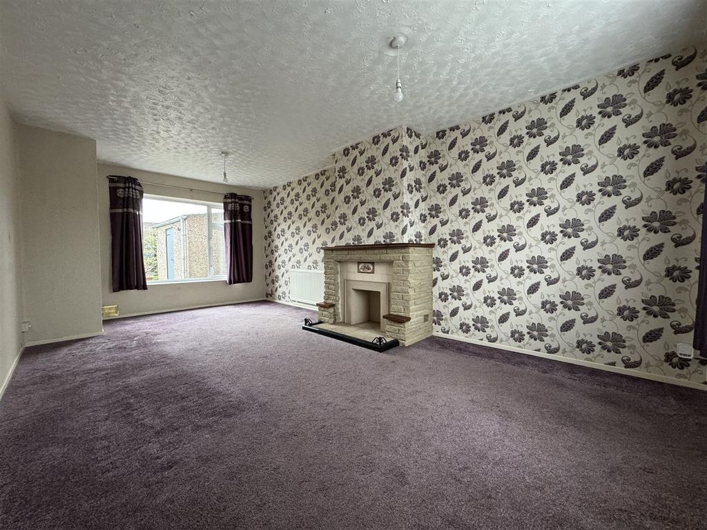 Additional image 2 of 3 bed terraced house for saleCarstairs Avenue, Swindon SN3