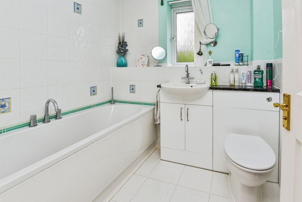 Additional image 19 of 4 bed detached house for saleOak Road, Chippenham SN14