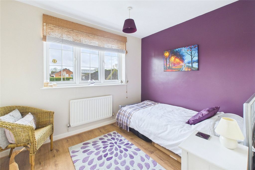 Additional image 12 of 5 bed detached house for salePaddock Close, Haydon Wick, Swindon SN25
