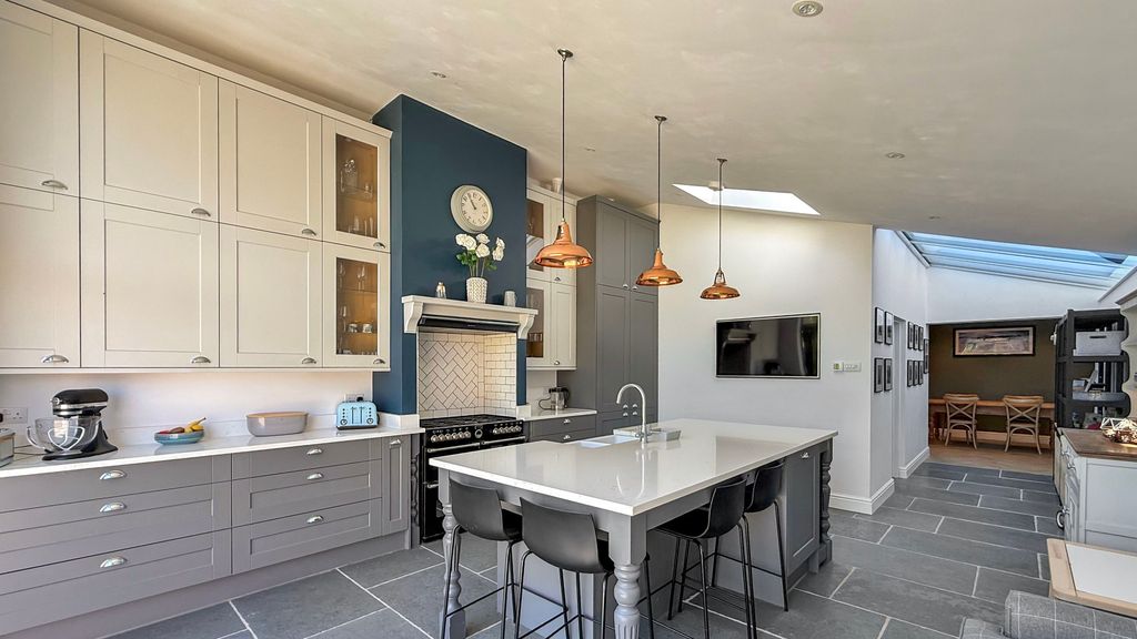 Additional image 6 of 4 bed semi-detached house for saleStation Road, Westbury BA13