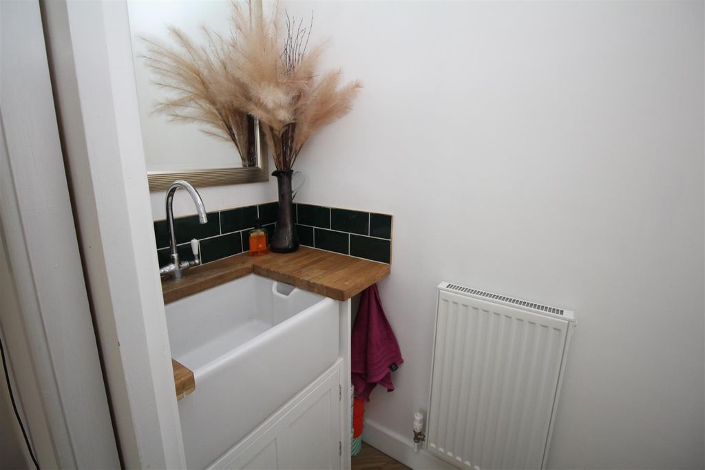 Additional image 9 of 4 bed semi-detached house for saleEast Yewstock Crescent, Chippenham SN15