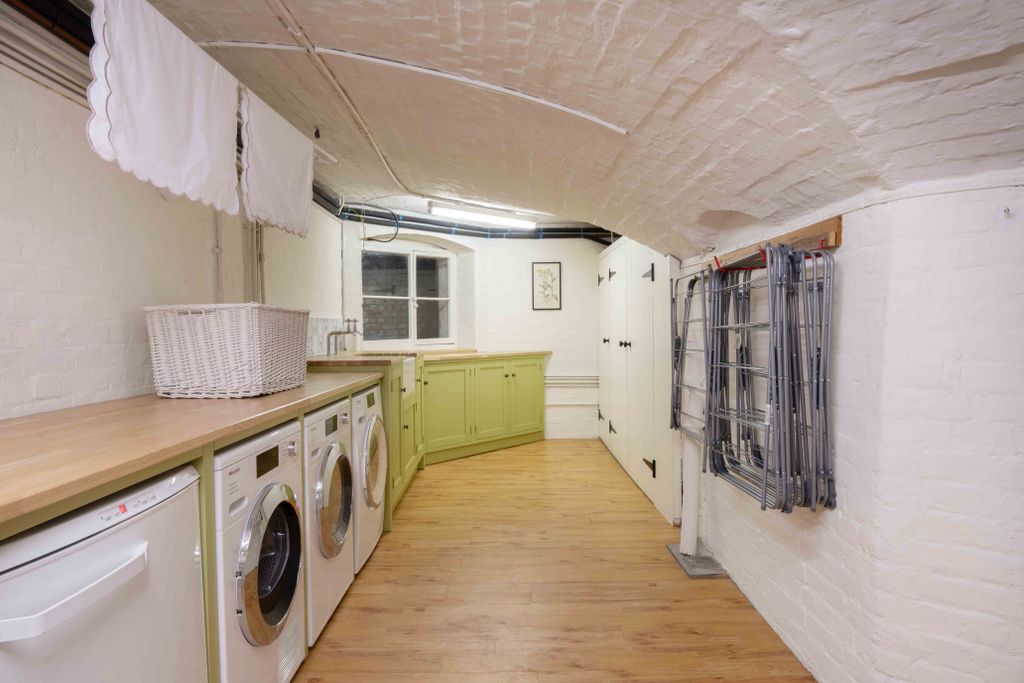 Additional image 15 of 4 bed detached house for saleMildenhall, Marlborough SN8
