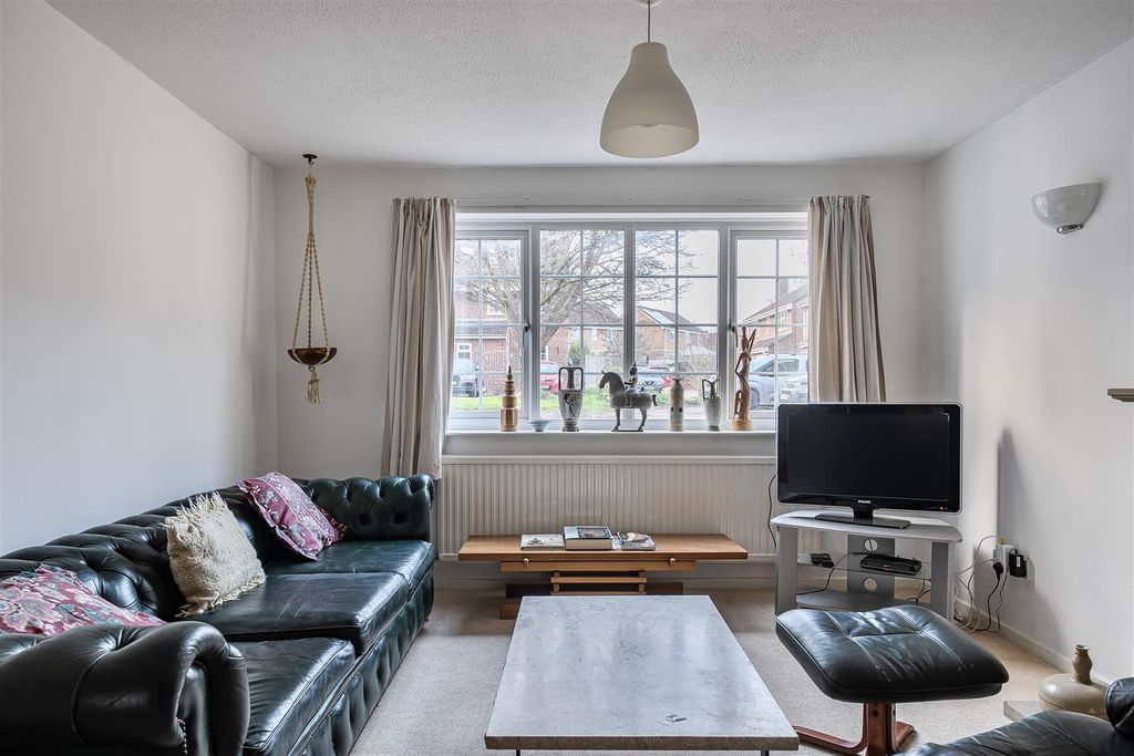 Additional image 18 of 4 bed detached house for saleOak Tree Close, Trowbridge BA14