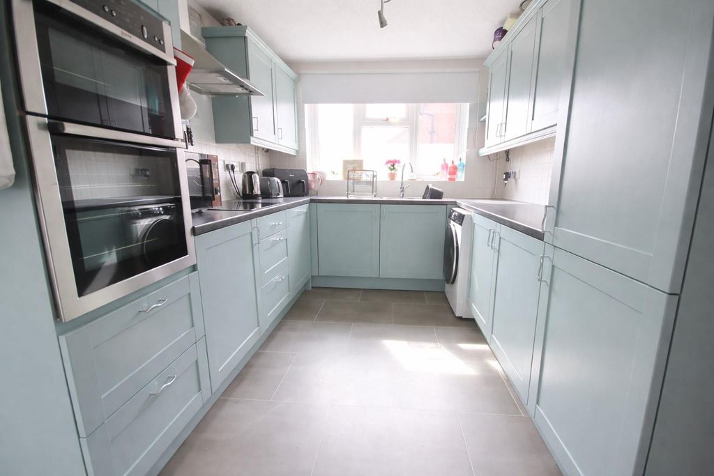 Additional image 4 of 4 bed detached house for saleAnglesey Mead, Chippenham SN15