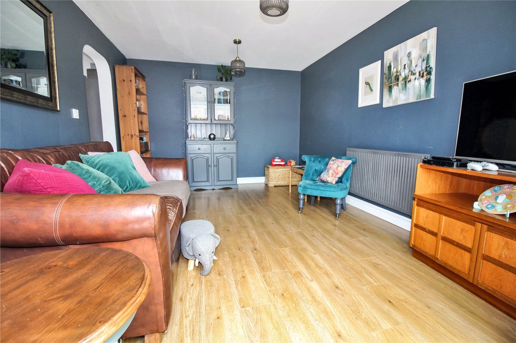 Additional image 5 of 2 bed maisonette for saleStackpole Crescent, Redhouse, Swindon, Wiltshire SN25