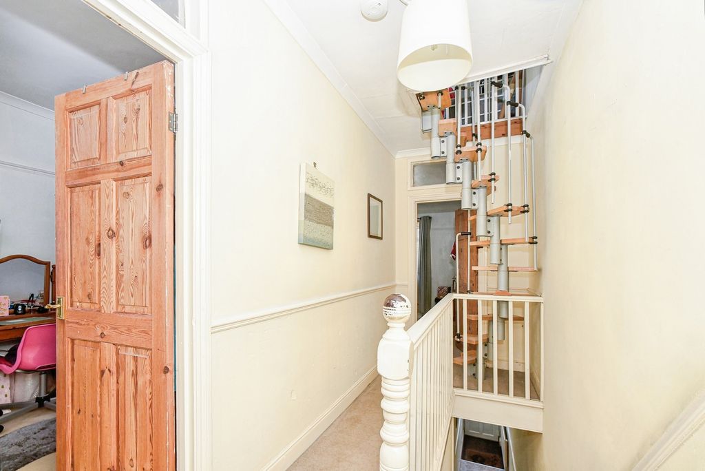 Additional image 10 of 3 bed terraced house for saleMorrison Street, Swindon, Wiltshire SN2
