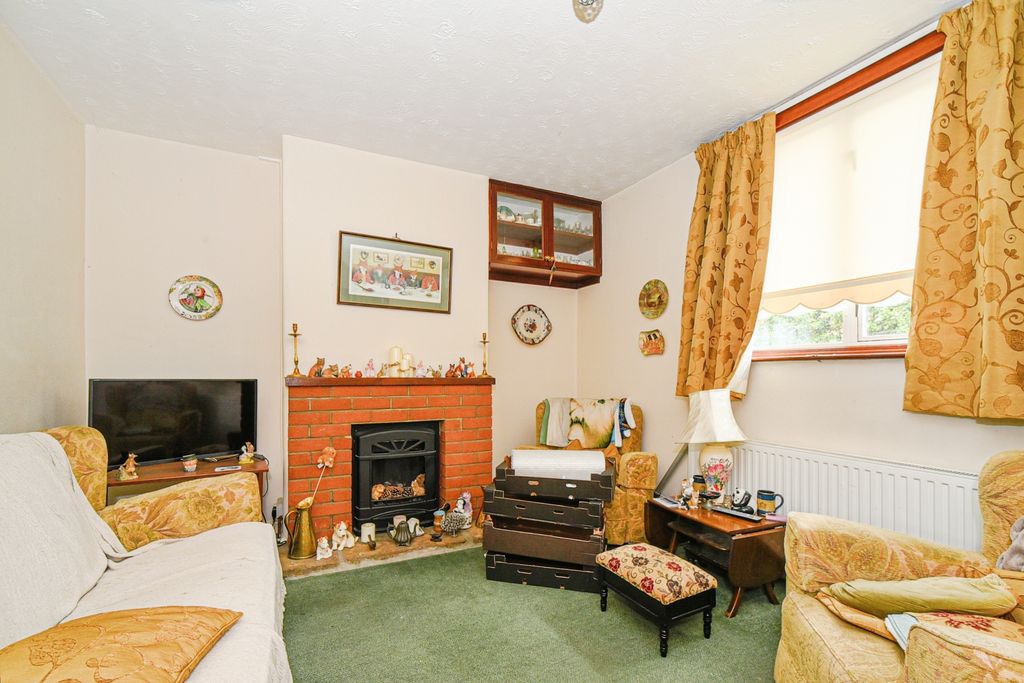 Additional image 12 of 2 bed terraced house for saleEstcourt Crescent, Devizes SN10