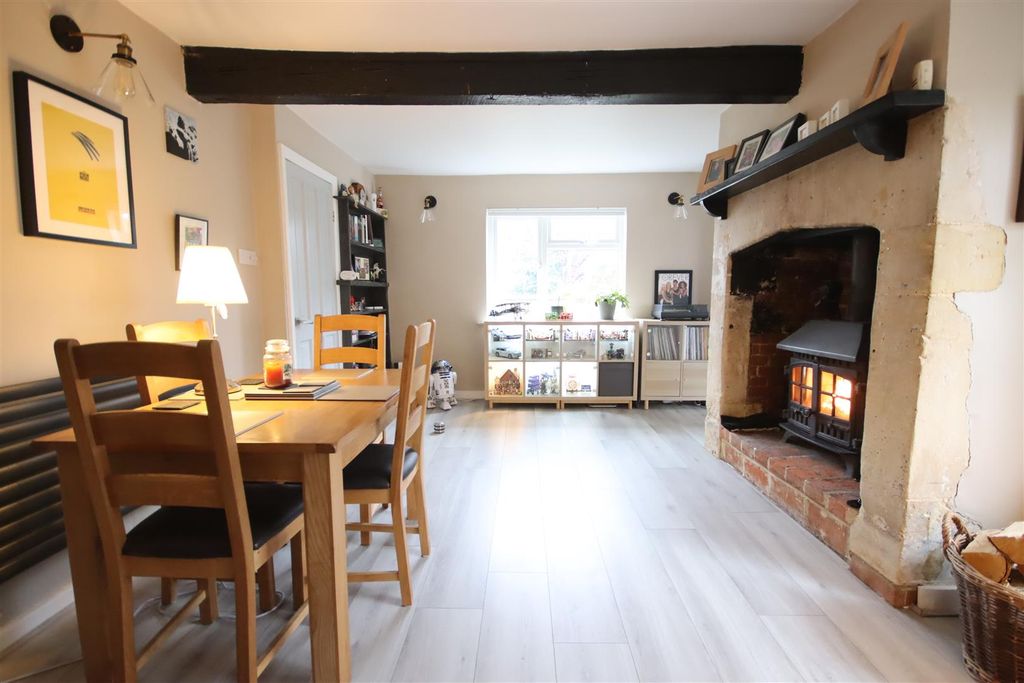 Additional image 5 of 2 bed cottage for saleMalmesbury Road, Chippenham SN15