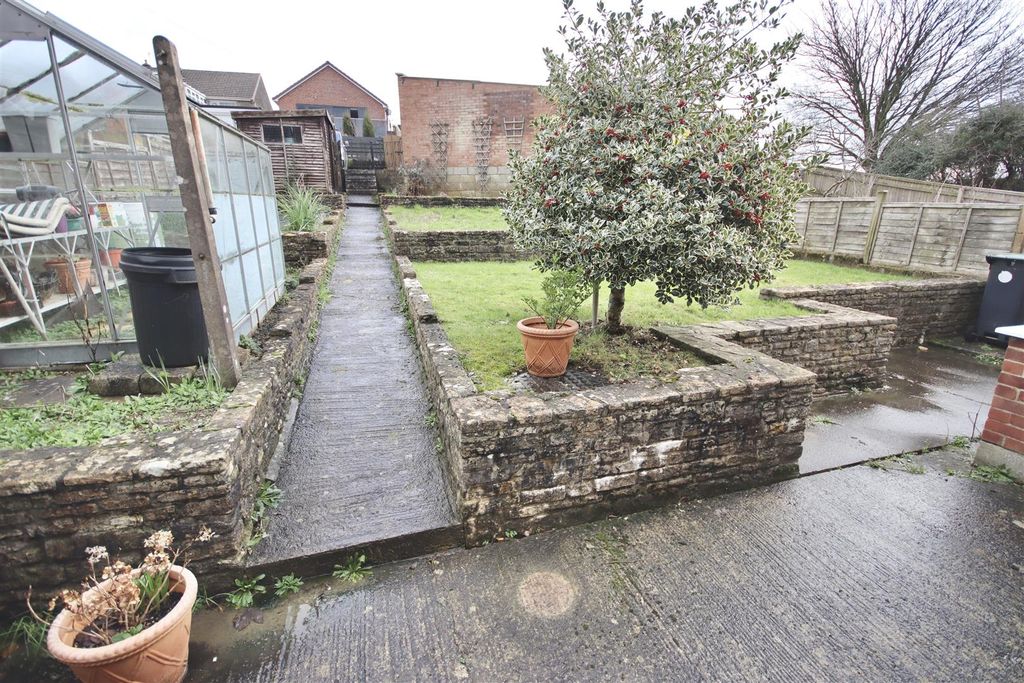 Additional image 9 of 3 bed detached bungalow for saleEastern Avenue, Chippenham SN15