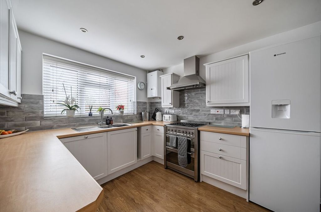Additional image 6 of 4 bed detached house for saleDelamere Drive, Stratton St Margaret, Swindon SN3