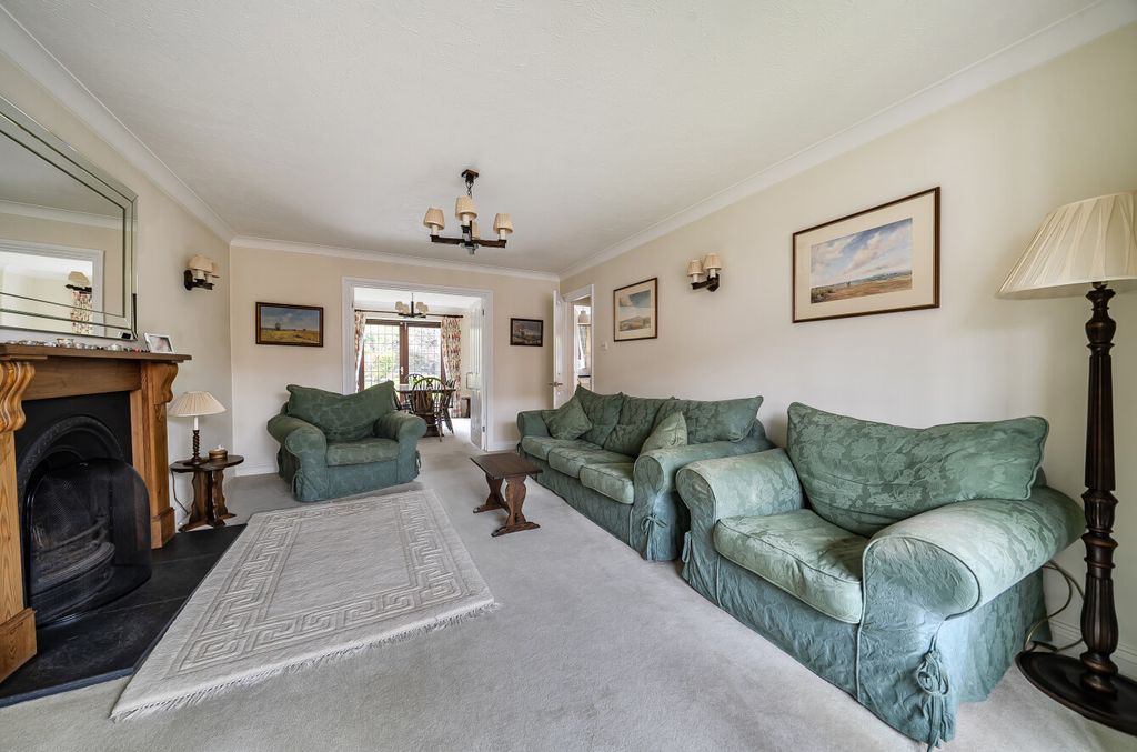 Additional image 5 of 4 bed detached house for saleRose Hill, Binfield, Bracknell RG42