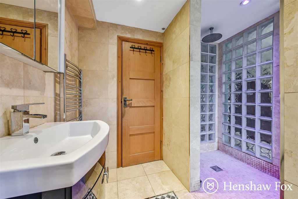 Additional image 11 of 7 bed detached house for saleSalisbury Road, Plaitford, Hampshire SO51