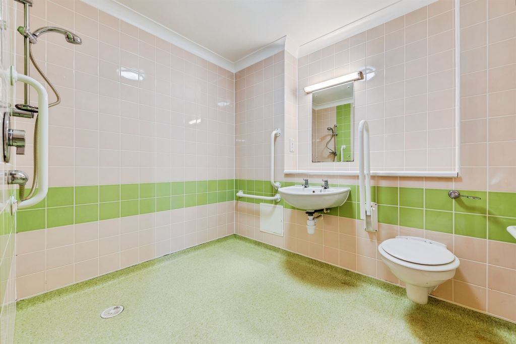 Additional image 6 of 1 bed flat for saleGuernsey Lane, Swindon SN25