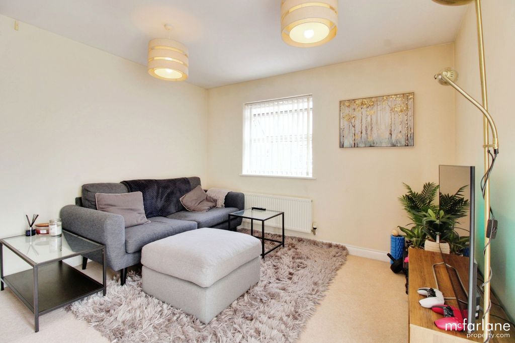 2 bed flat for saleStackpole Crescent, Blunsdon St Andrew SN25 photo 5