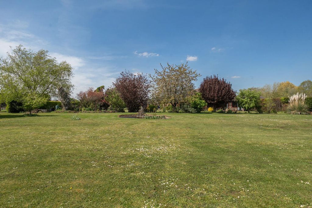 Additional image 17 of 5 bed detached house for saleHawk Street, Bromham, Chippenham SN15