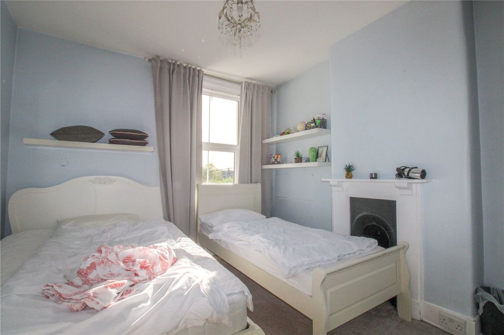 Additional image 10 of 4 bed semi-detached house for saleEastbourne Road, Trowbridge BA14