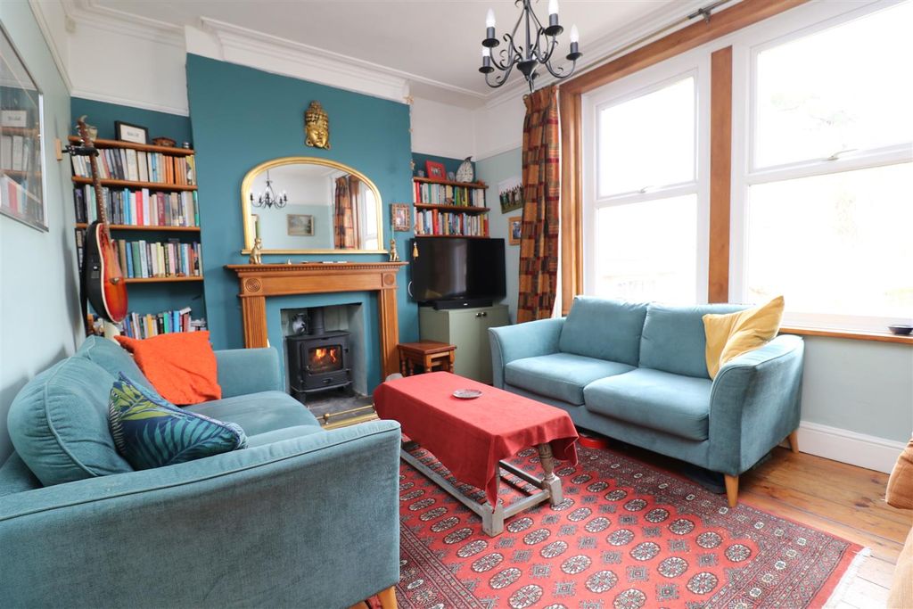 Additional image 2 of 3 bed semi-detached house for saleClarendon Road, Trowbridge BA14