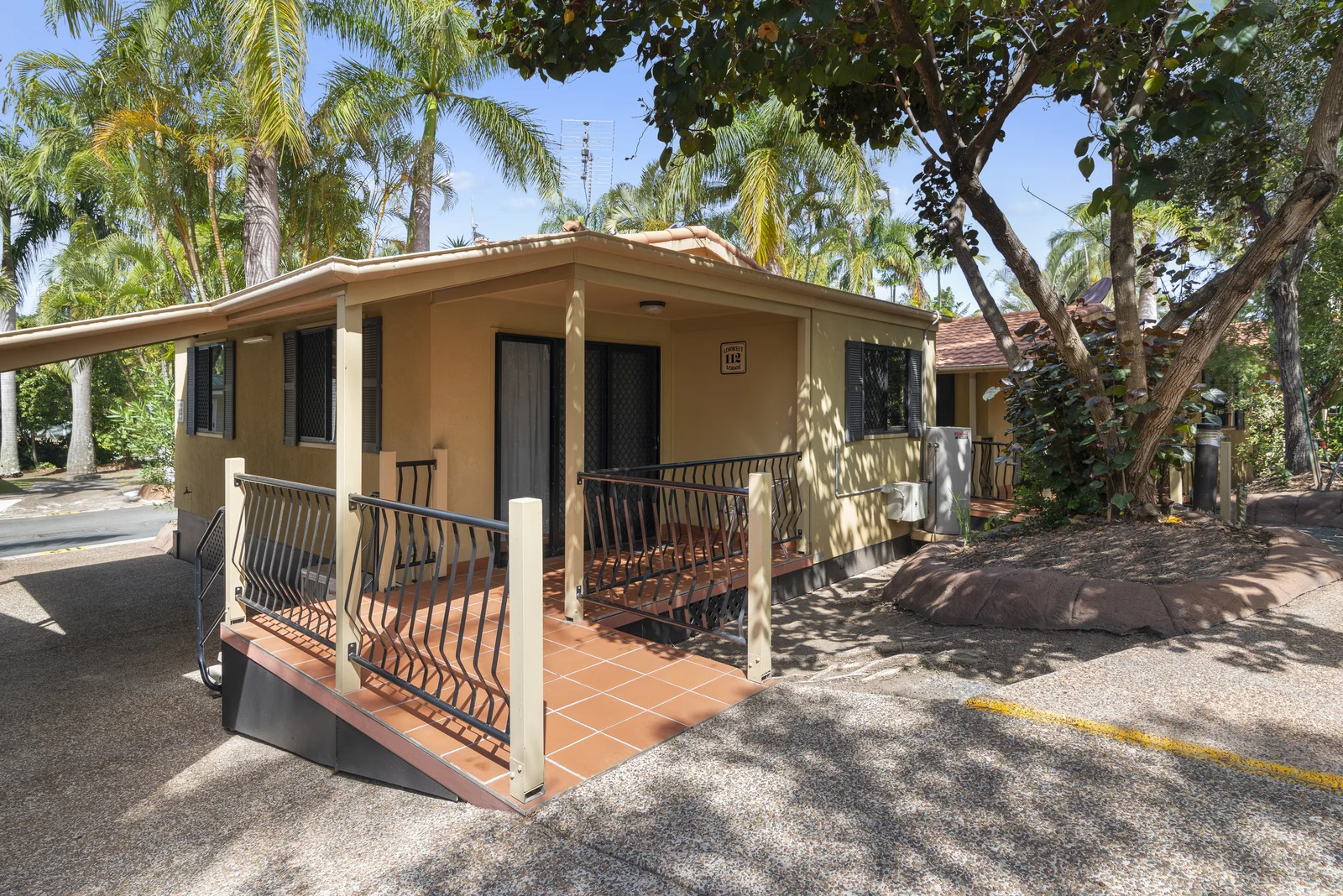 Ashmore QLD 4214