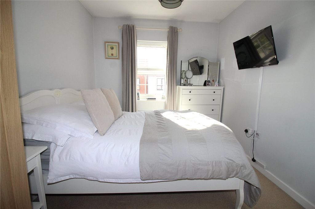 Additional image 6 of 1 bed flat for saleVaughan Williams Way, Redhouse, Swindon, Wiltshire SN25