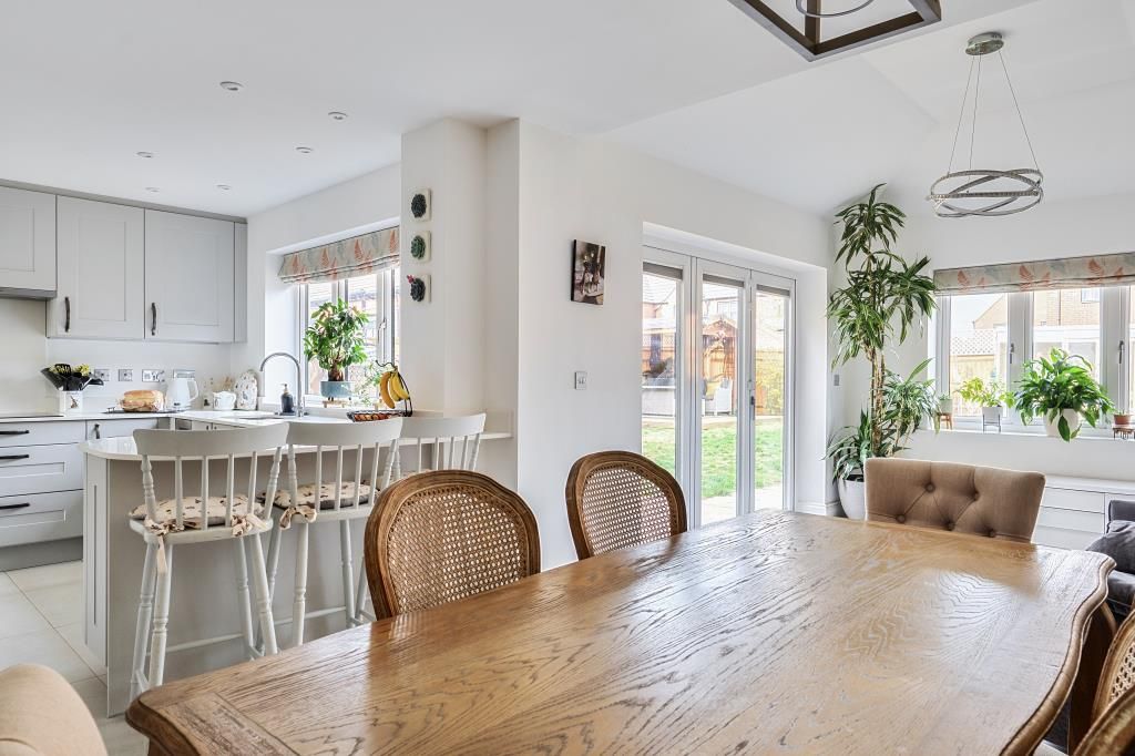 Additional image 5 of 5 bed detached house for saleAki Court, Blunsdon SN26