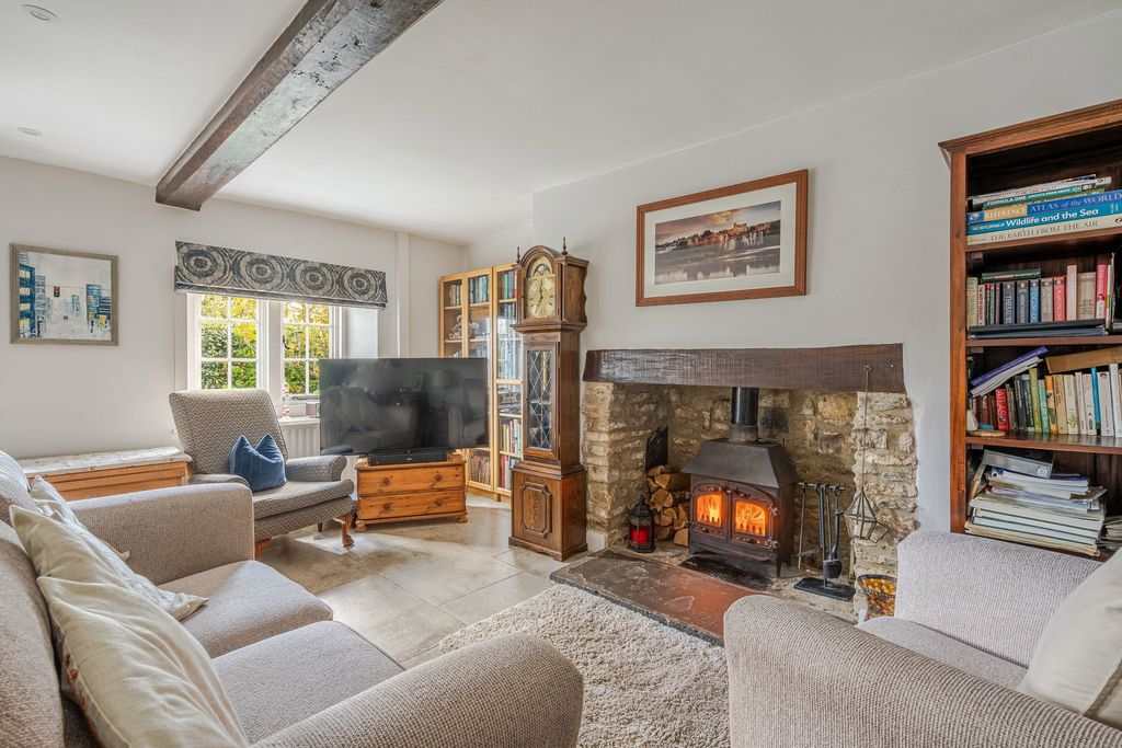 Additional image 3 of 3 bed terraced house for saleNewlands Green, Kington Langley, Chippenham SN15