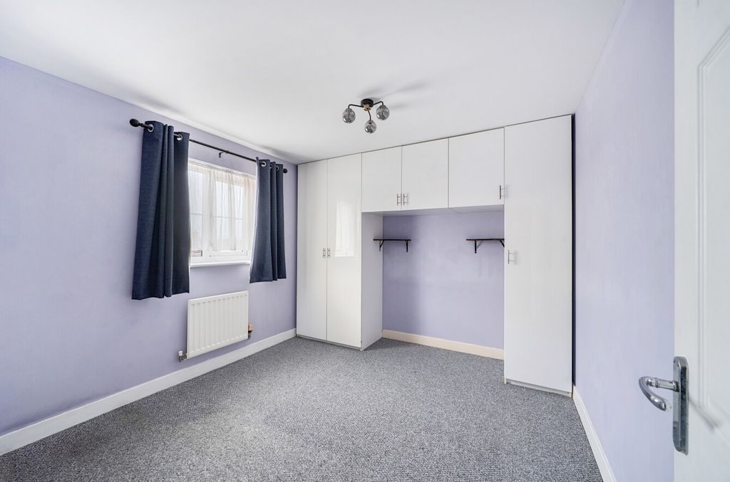 Additional image 8 of 5 bed terraced house for saleZakopane Road, Swindon, Wiltshire SN25
