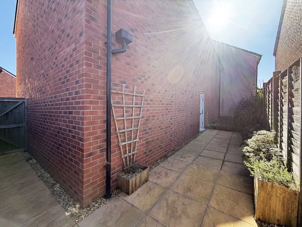 Additional image 15 of 2 bed end terrace house for saleCricketers Close, Royal Wootton Bassett SN4