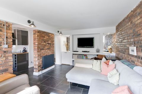 103/6 Stenhouse Drive, Stenhouse, Edinburgh EH11