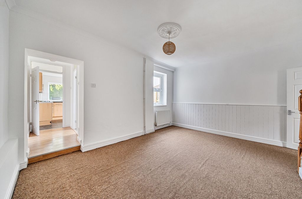 Additional image 21 of 3 bed semi-detached house for saleHigh Street, Wroughton, Wiltshire SN4