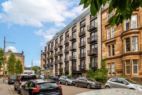 Montague Street, Flat 4/4, Woodlands, Glasgow G4