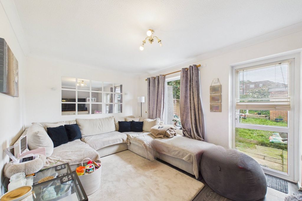 Additional image 2 of 3 bed terraced house for saleDurham Road, Owlsmoor, Sandhurst, Berkshire GU47