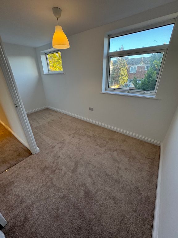 Additional image 5 of 4 bed terraced house for saleHolbeck, Bracknell, Berkshire RG12