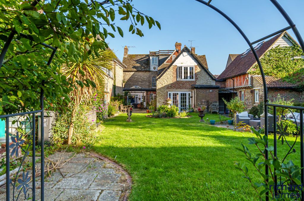 Additional image 35 of 6 bed detached house for saleHigh Street, Royal Wootton Bassett SN4