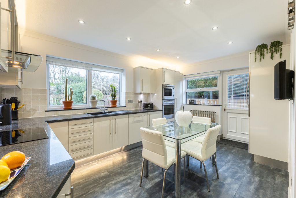 Additional image 4 of 4 bed detached house for saleFord, Salisbury SP4