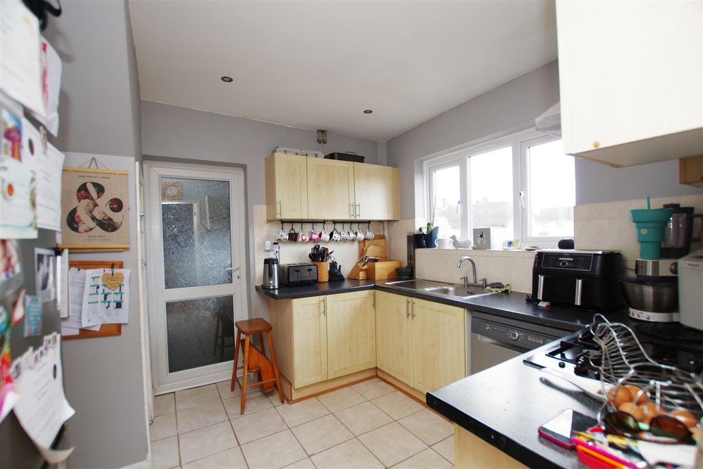 Additional image 7 of 3 bed semi-detached house for saleBourne Road, Moredon, Swindon SN2