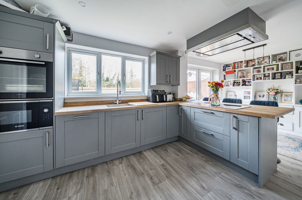 Additional image 5 of 4 bed detached house for saleCressida Chase, Warfield, Bracknell RG42