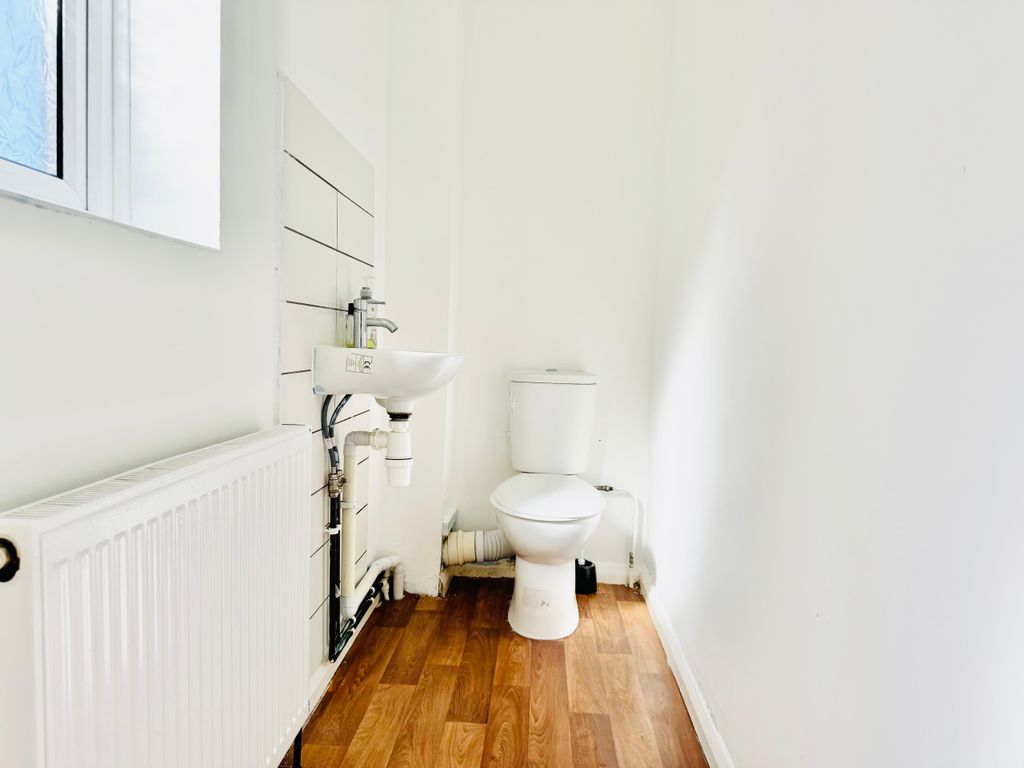 Additional image 7 of 3 bed semi-detached house for saleOverbrook, Swindon SN3