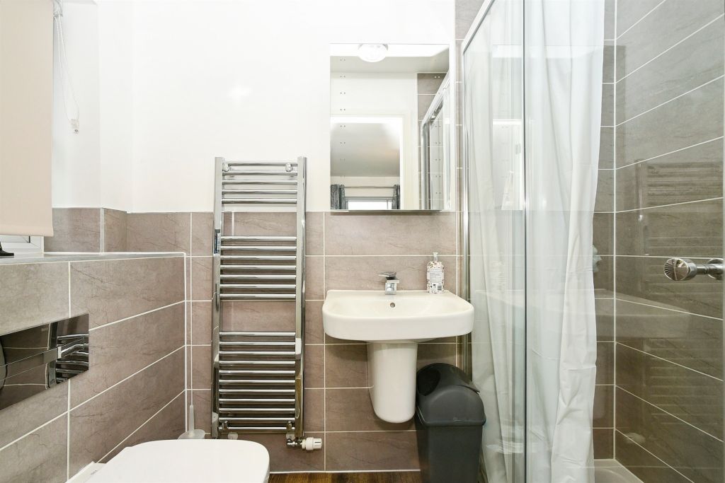 Additional image 10 of 4 bed detached house for saleMagdalene Close, South Marston, Swindon SN3