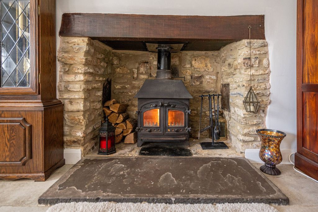 Additional image 6 of 3 bed terraced house for saleNewlands Green, Kington Langley, Chippenham SN15