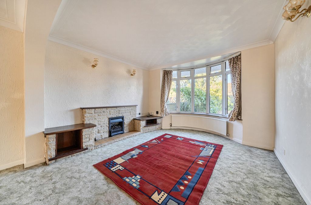 Additional image 7 of 3 bed detached house for saleHighworth Road, Swindon SN3